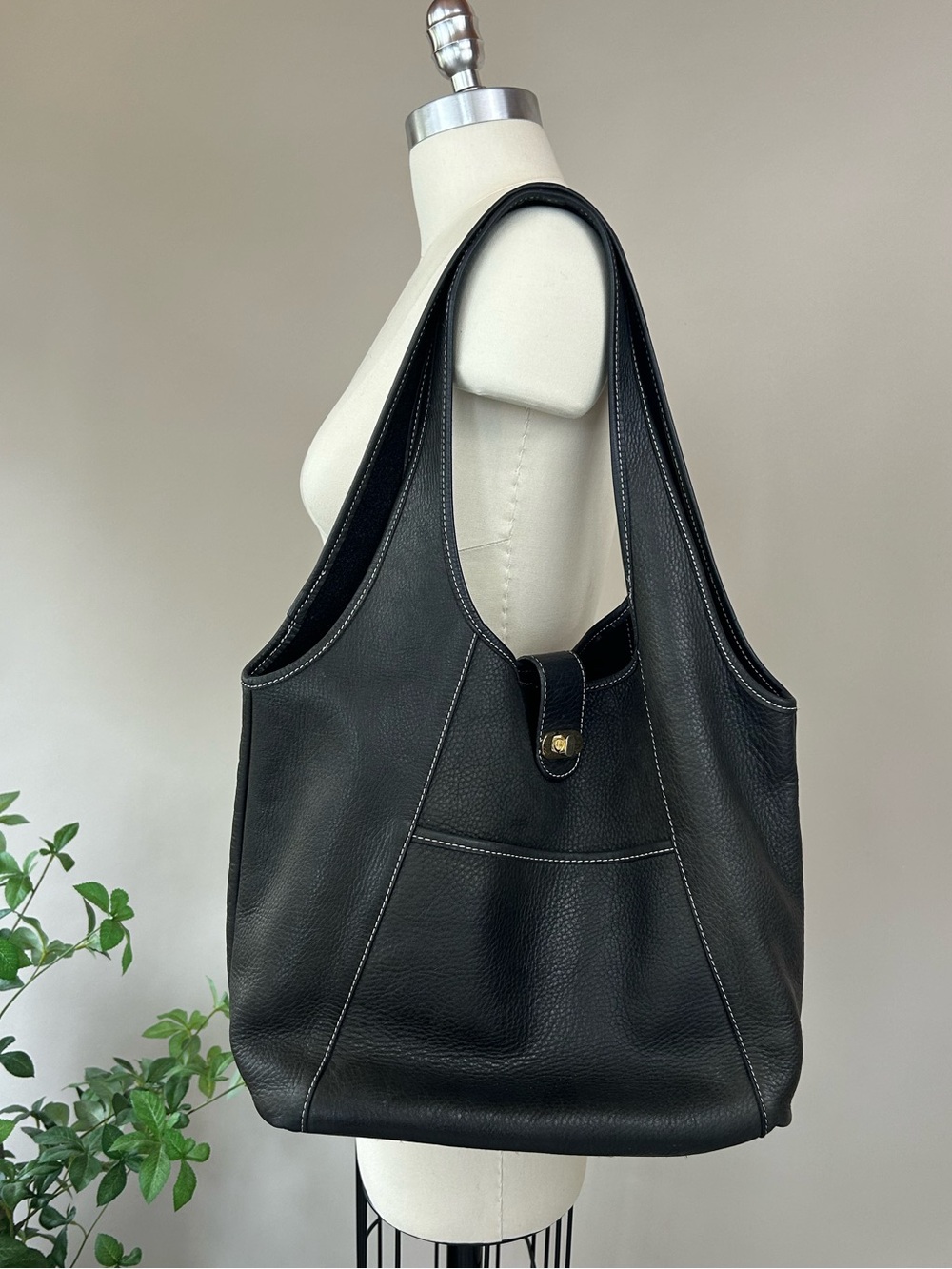 J McLaughlin Classic Black Leather Shoulder Tote